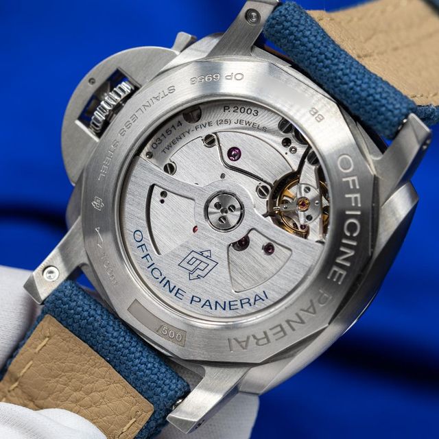 Panerai Luminor GMT PAM00986 Image 4